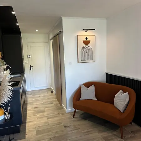 Cosy Du Mole