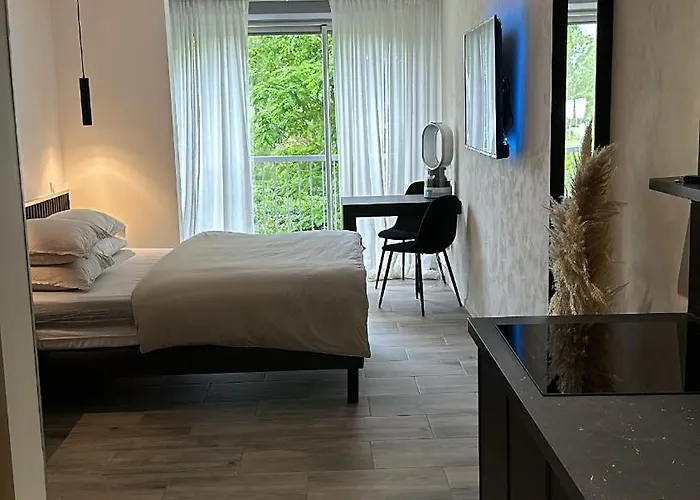 Апартаменты Cosy Du Mole *